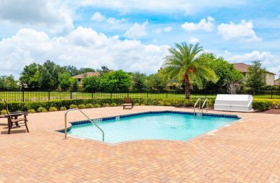 soho-at-lakeside-townhomes-kissimmee-fl-interior-photo (50)